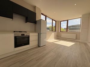 Photo 5- click for photo gallery